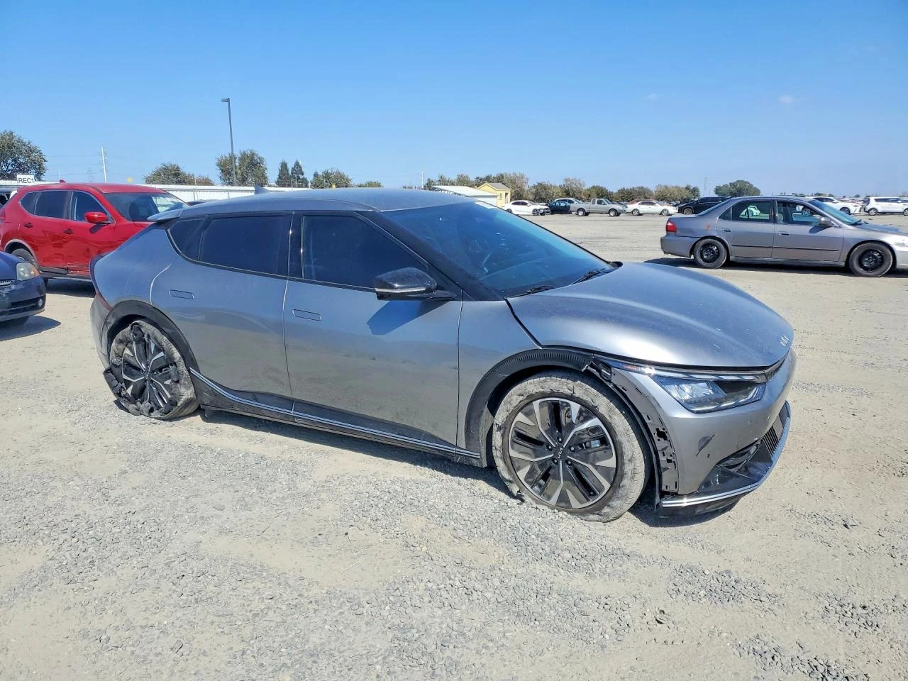 Kia EV6, снимка 4 - Автомобили и джипове - 56611467