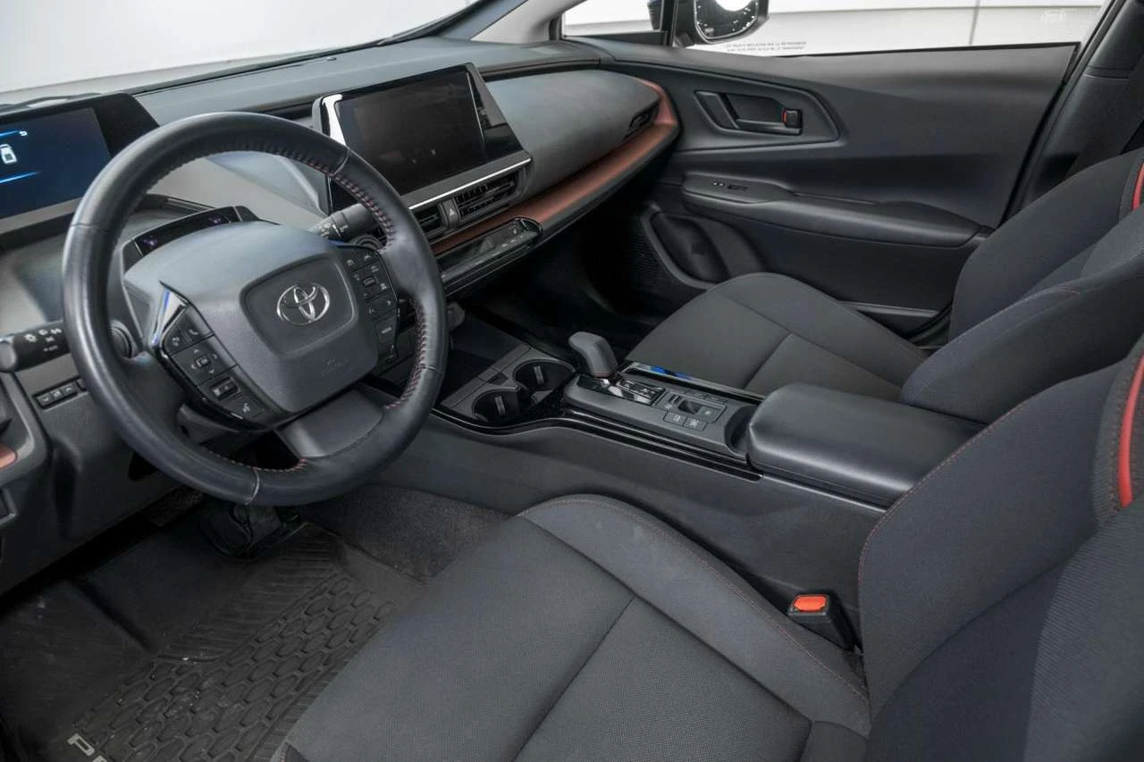 Toyota Prius SE + JAMA, снимка 10 - Автомобили и джипове - 56705166
