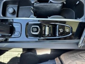 Volvo XC60 T8 TWIN ENGINE AWD, снимка 17