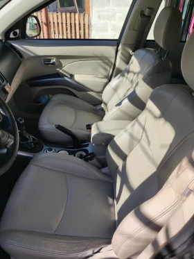 Mitsubishi Outlander 2.0 DiD, снимка 12