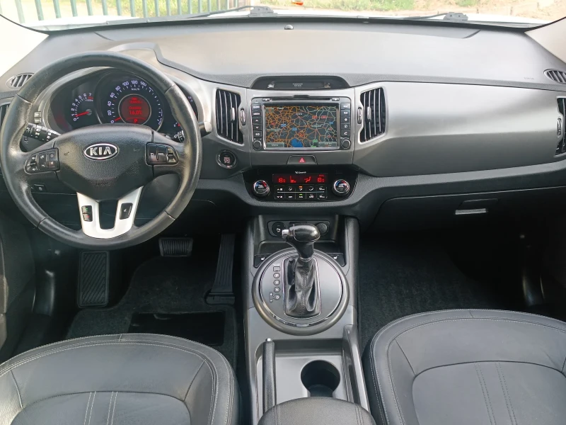 Kia Sportage 2.0/4Х4/Led/NAVI/Ксенон/Кожа/Автомат/Панорама, снимка 11 - Автомобили и джипове - 49591061