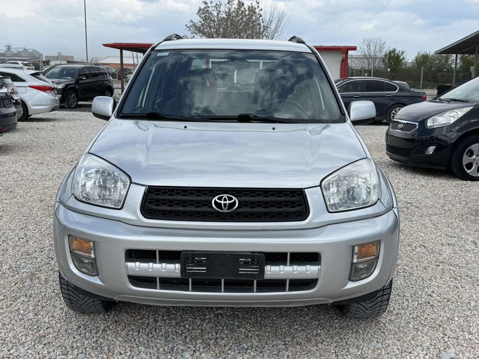 Toyota Rav4 2.0i 4x4 - изображение 2