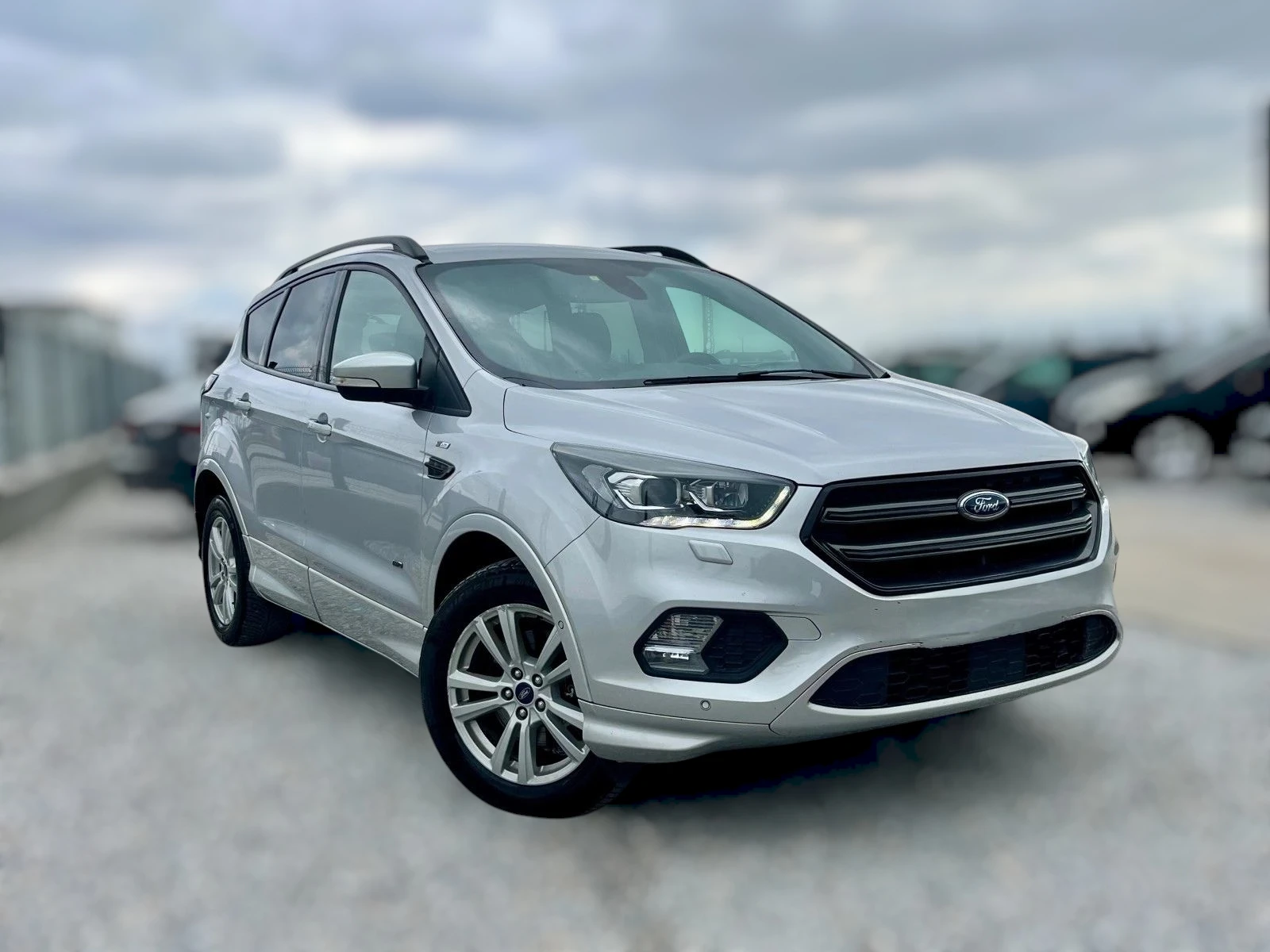 Ford Kuga ST LINE 4X4 - изображение 2
