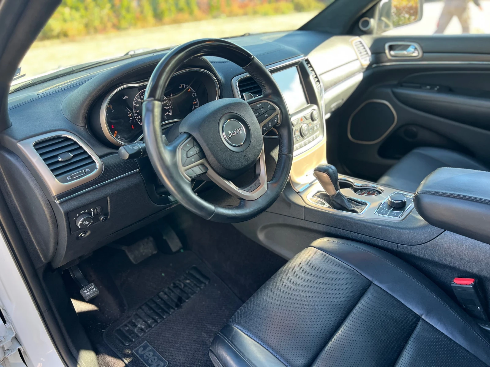 Jeep Grand cherokee 3.0CRDi-SUMMIT-обслужен-Лизинг през Уникредит  - изображение 10