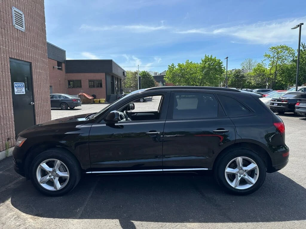 Audi Q5 quattro Komfort АвтоКредит  (ЦЕНА ДО БГ), снимка 2 - Автомобили и джипове - 54755940