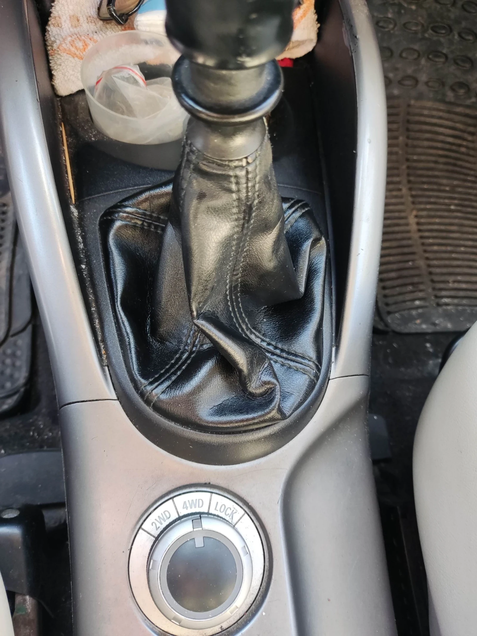 Mitsubishi Outlander 2.0 DiD, снимка 11 - Автомобили и джипове - 54955048