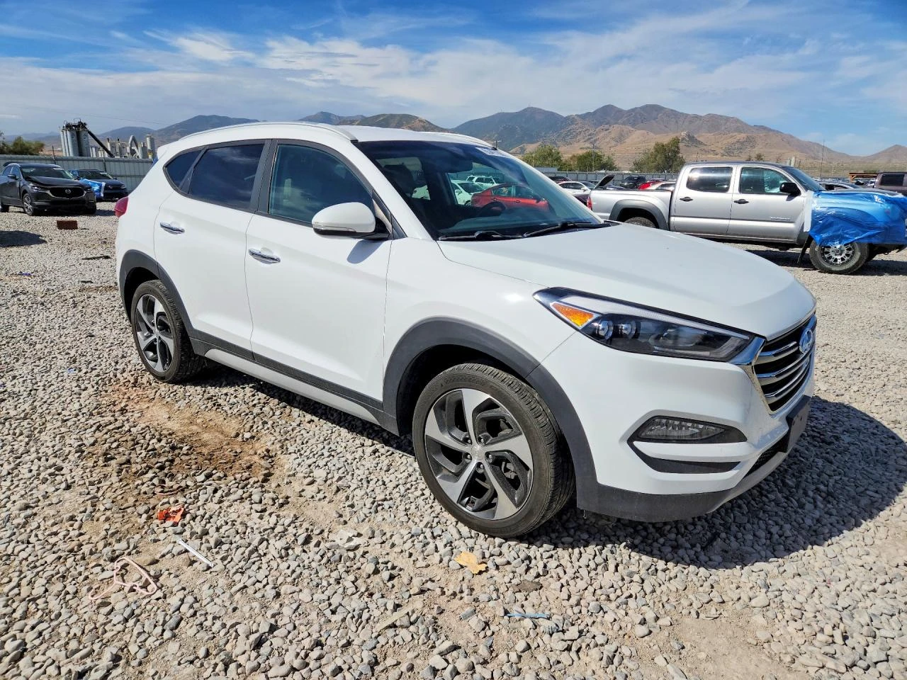 Hyundai Tucson 1.6l Limited, снимка 4 - Автомобили и джипове - 56025532