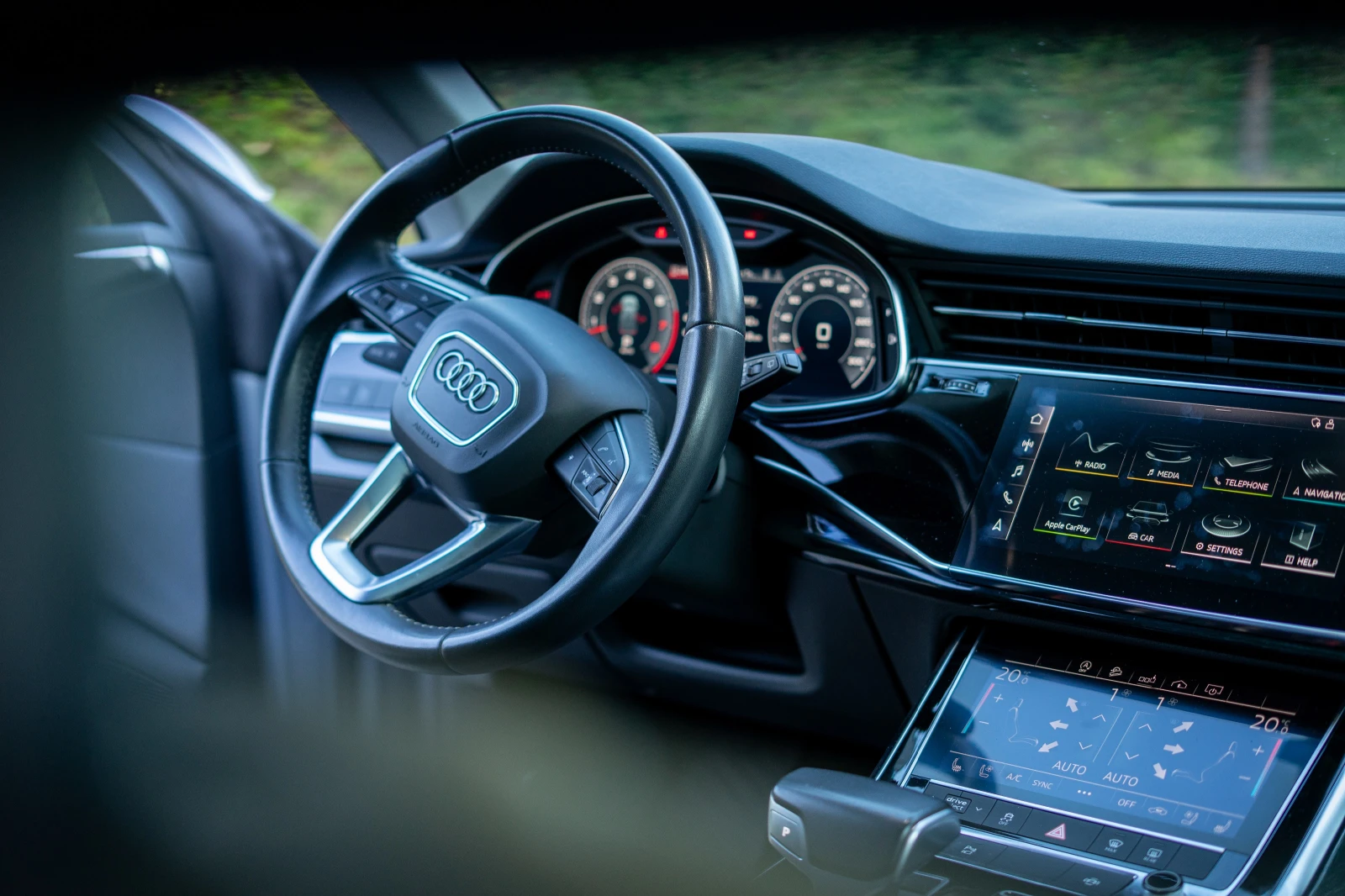 Audi Q8 55TFSI /S-LINE /QUATTRO/ PREMIUM PLUS МОЖЕ ЛИЗИНГ, снимка 12 - Автомобили и джипове - 56061753