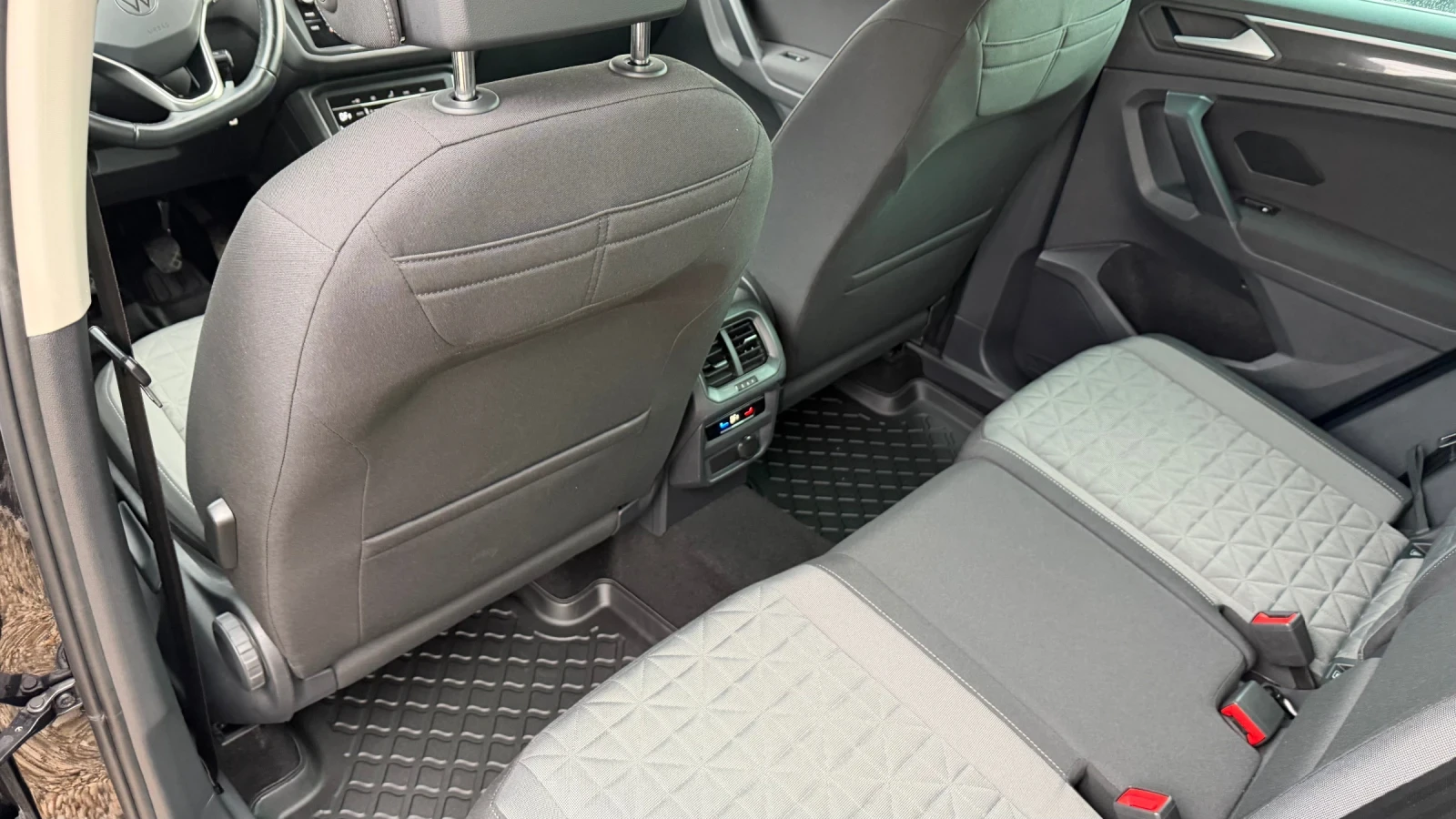 VW Tiguan 2.0TDI 100%������ ��!!������ ����� | Mobile.bg � ����������� 8