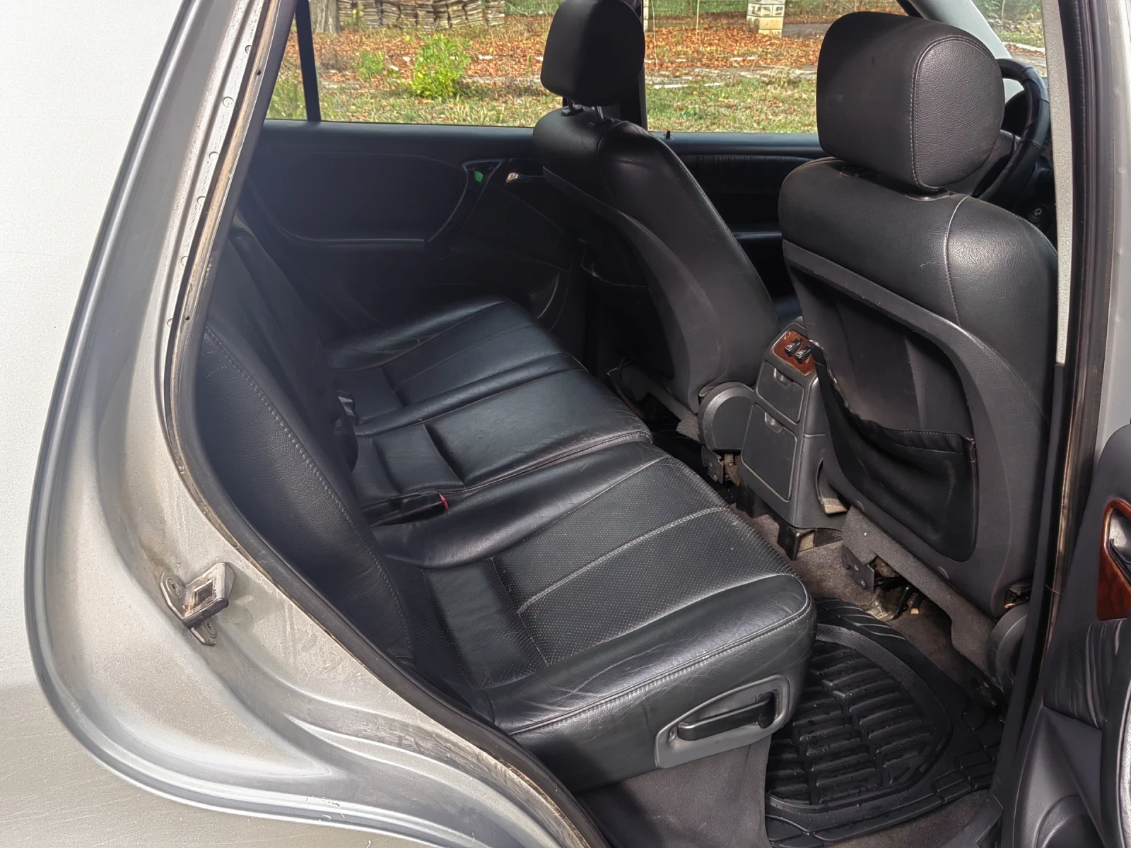 Mercedes-Benz ML 270, снимка 8 - Автомобили и джипове - 56746606