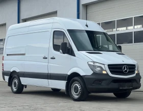 Mercedes-Benz Sprinter Средна база / Климатроник