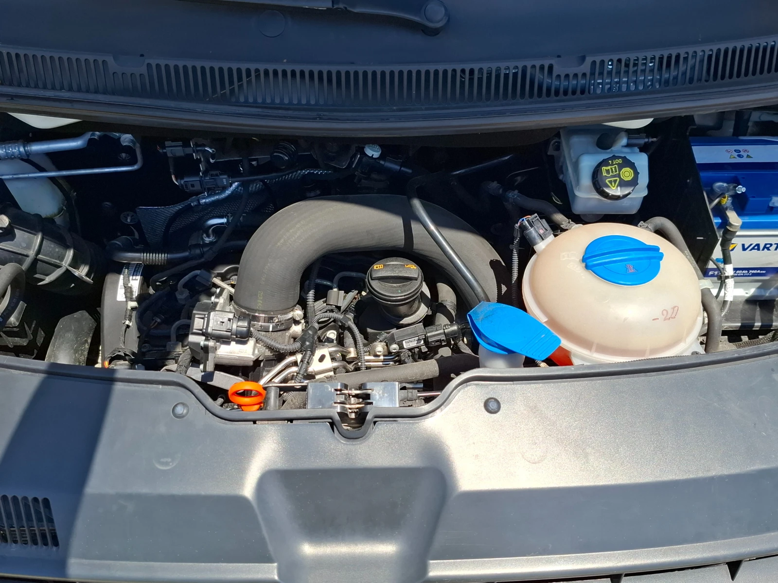 VW Transporter  Euro5B/220V | Mobile.bg   14