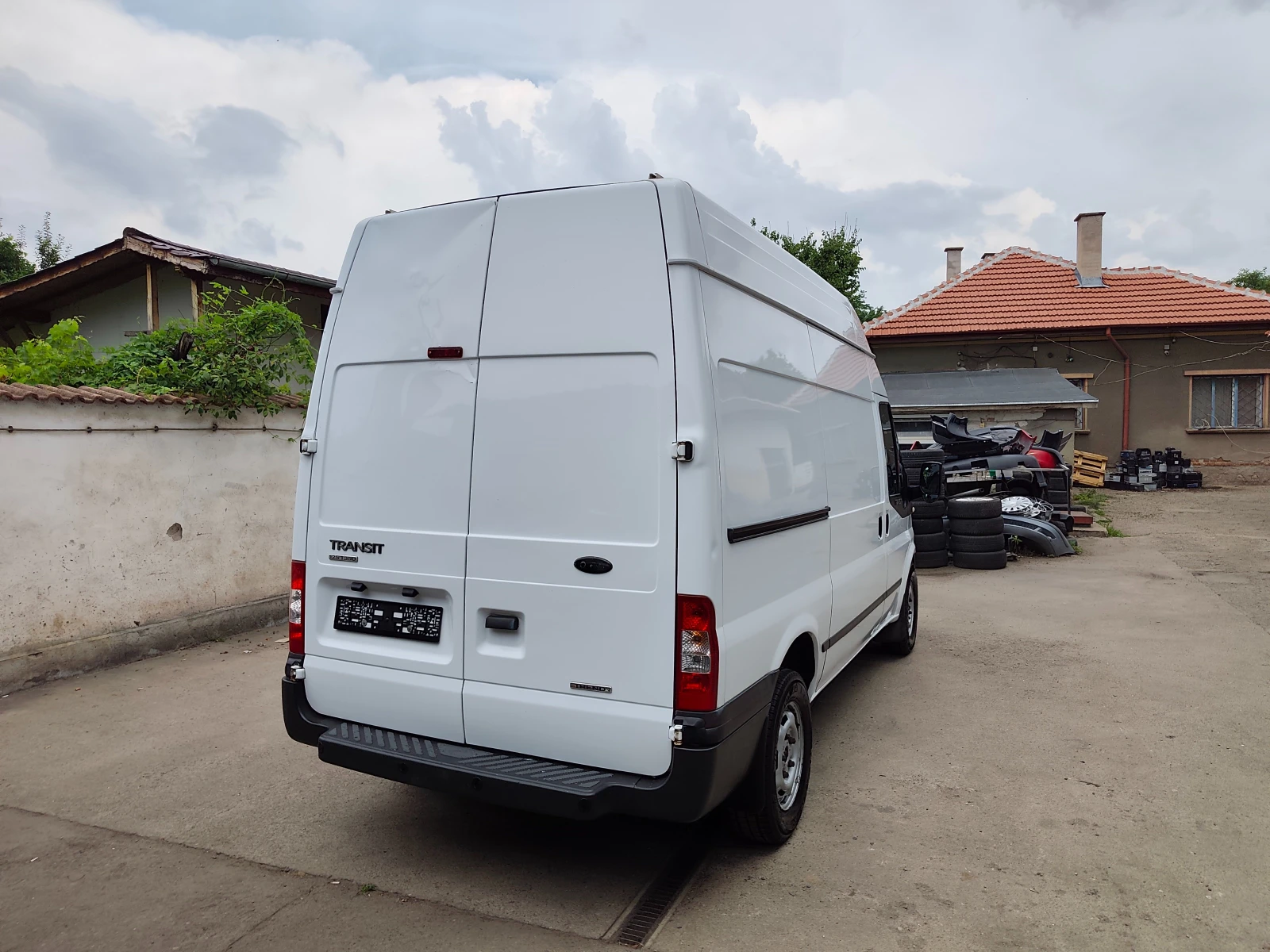 Ford Transit 2.2 TDCI КЛИМАТИК, снимка 8 - Бусове и автобуси - 55012244