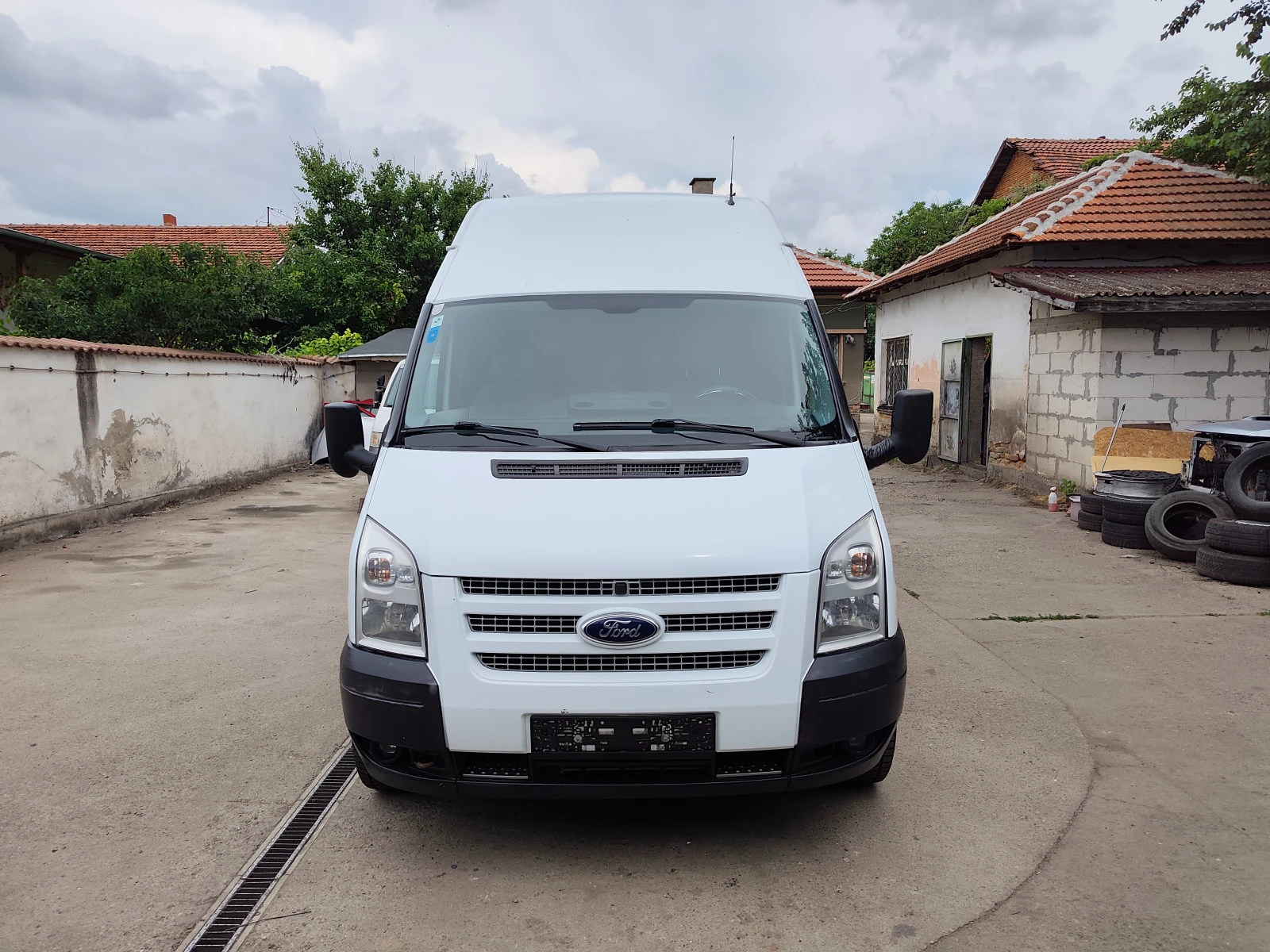 Ford Transit 2.2 TDCI КЛИМАТИК, снимка 2 - Бусове и автобуси - 55012244