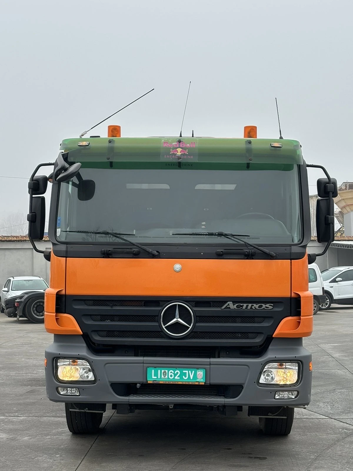 Mercedes-Benz Actros 3344 - Самосвол - изображение 2