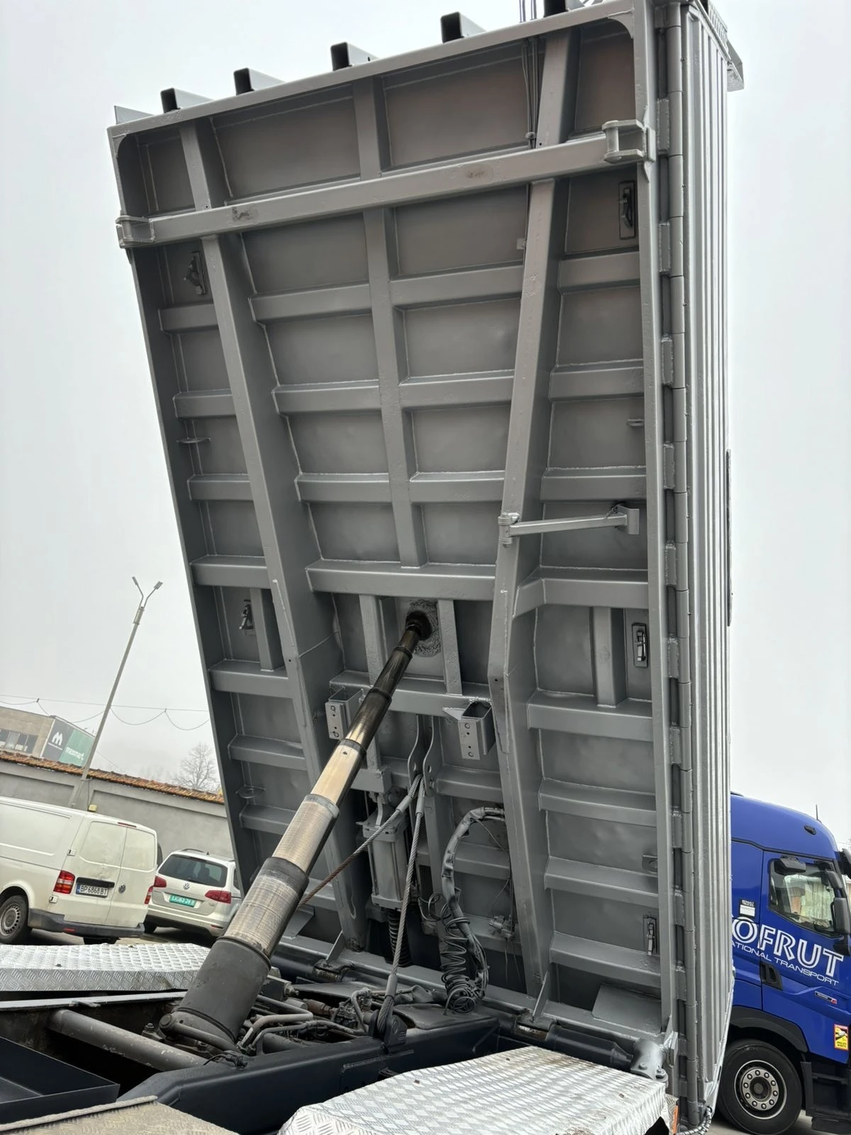 Mercedes-Benz Actros 3344 -  | Mobile.bg   16