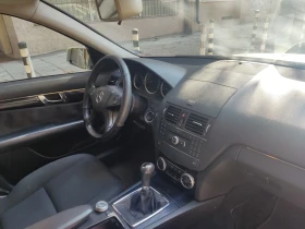 Mercedes-Benz C 200, снимка 9