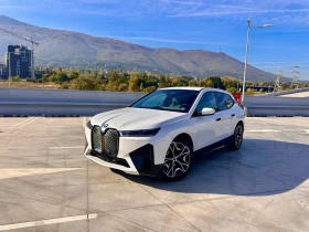 BMW iX BMW iX xDrive40 Laserlight Harman Kardon Driving A, снимка 1