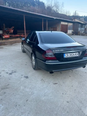 Mercedes-Benz E 320, снимка 5