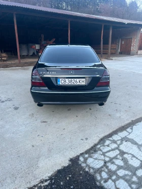 Mercedes-Benz E 320, снимка 4