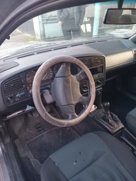 VW Passat - 550 € / 1075.71 лв. - 74121110 4