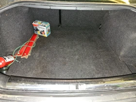 VW Passat - 2900 € / 5671.91 лв. - 16037198 11