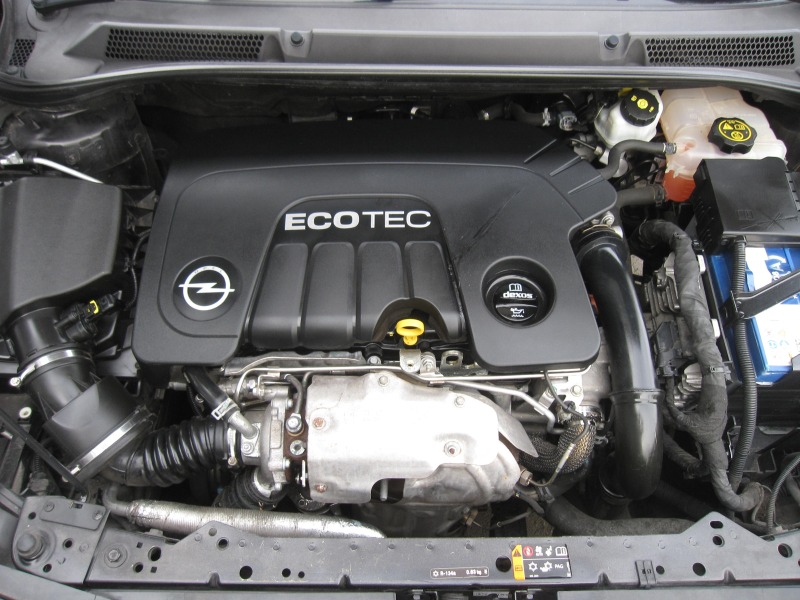 Opel Astra GTC-COSMO 1, 6, снимка 14 - Автомобили и джипове - 45070823