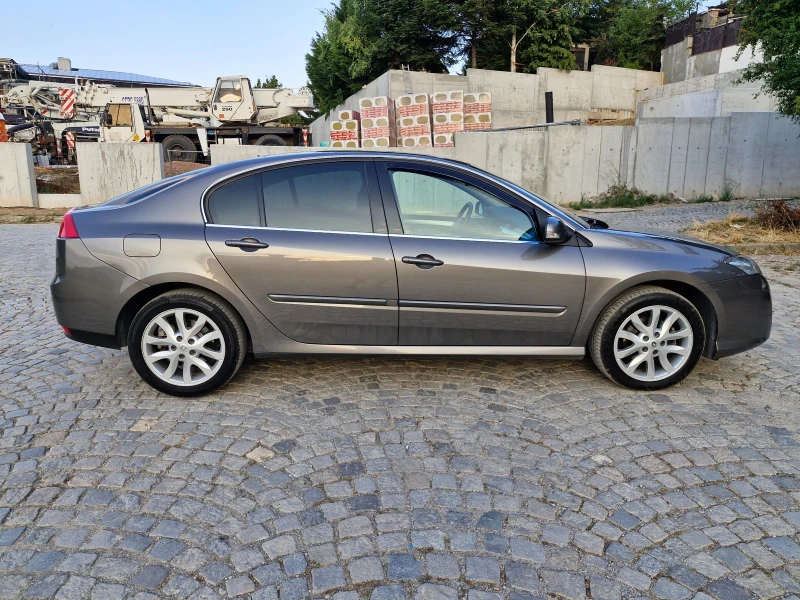 Renault Laguna 2.0, снимка 5 - Автомобили и джипове - 46860981