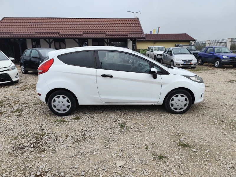 Ford Fiesta 1.4 дизел, снимка 4 - Автомобили и джипове - 47481315