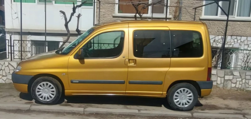 Citroen Berlingo, снимка 12 - Автомобили и джипове - 49534034