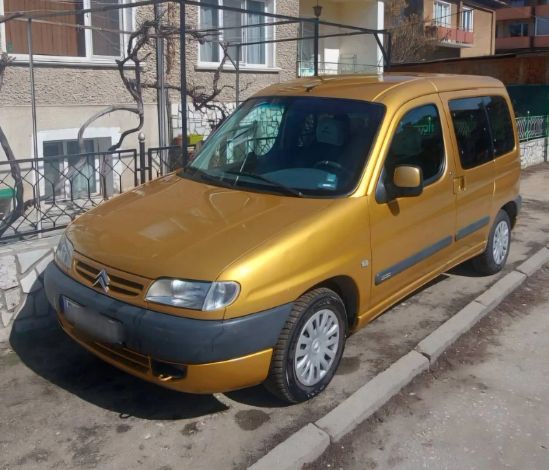 Citroen Berlingo, снимка 1 - Автомобили и джипове - 49534034