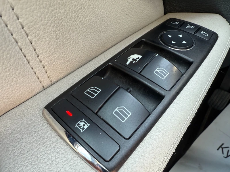 Mercedes-Benz E 350 3.0d 231 к.с./ Реални км , снимка 16 - Автомобили и джипове - 51202811