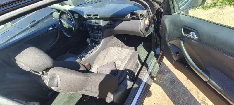 Mercedes-Benz C 220 2.2CDI FACELIFT , снимка 6 - Автомобили и джипове - 51772810
