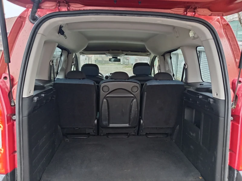 Peugeot Partner 1.6-90ks-2012г , снимка 11 - Автомобили и джипове - 52867263