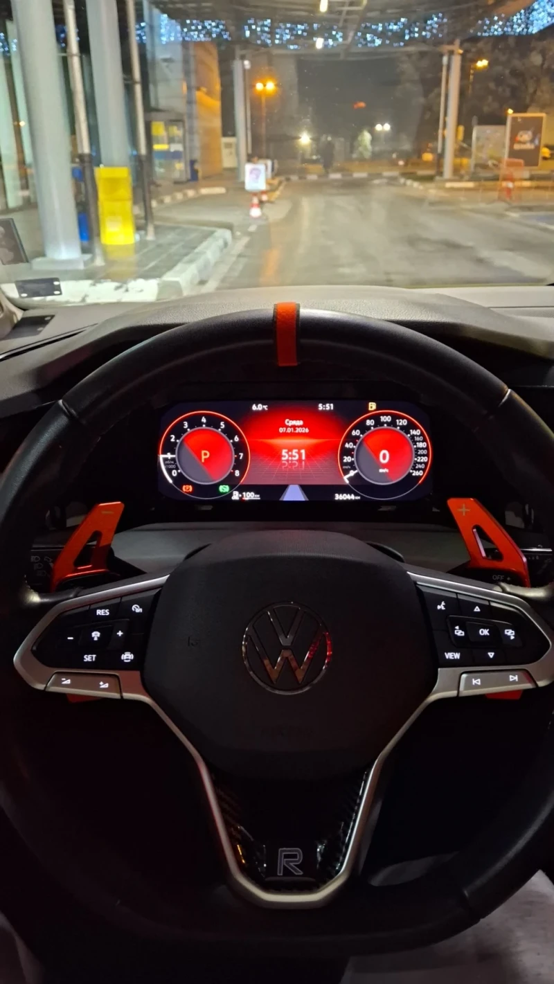 VW Golf 1.5 фабричен метан такси, снимка 3 - Автомобили и джипове - 52937338