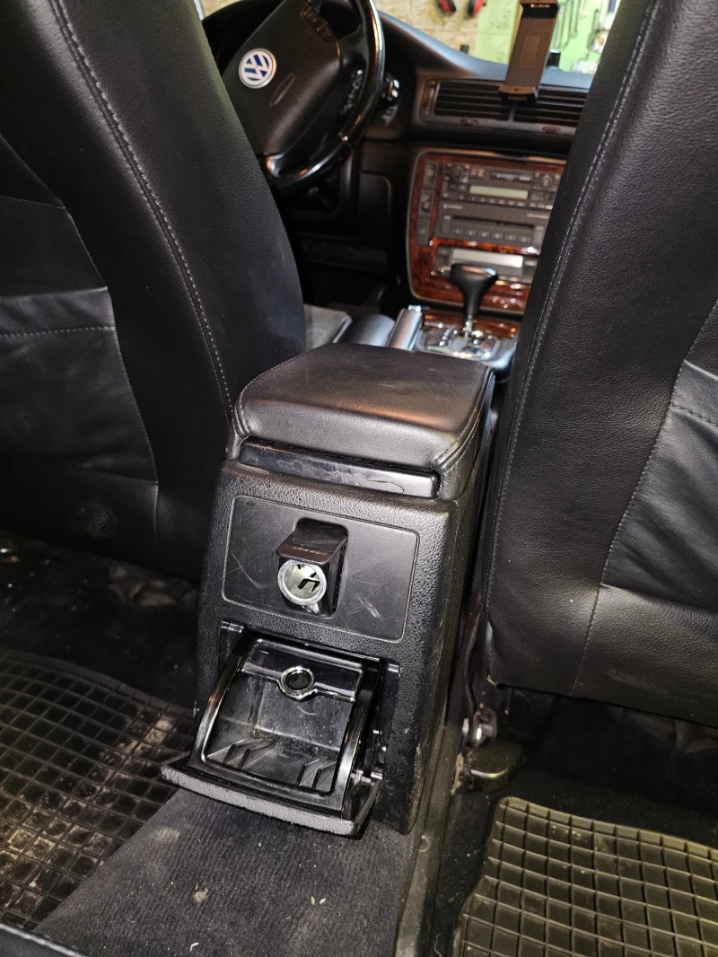 VW Passat, снимка 9 - Автомобили и джипове - 53512508