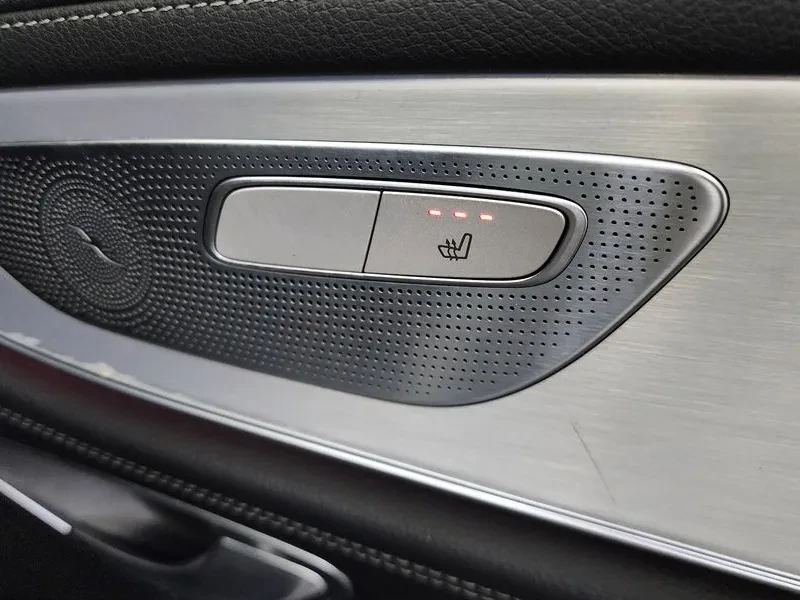 Mercedes-Benz CLS 400D 4MATIC, снимка 17 - Автомобили и джипове - 54836283