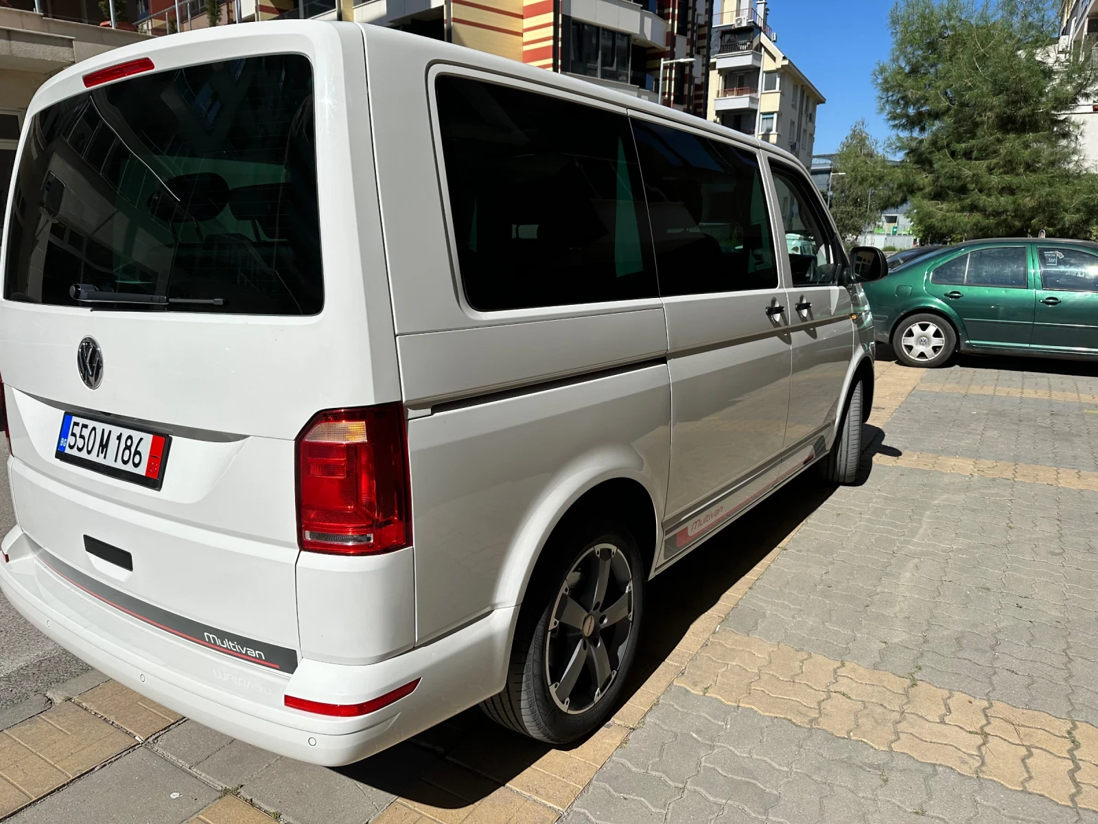 VW Multivan Т6 150 коня 1 година гаранция - изображение 4