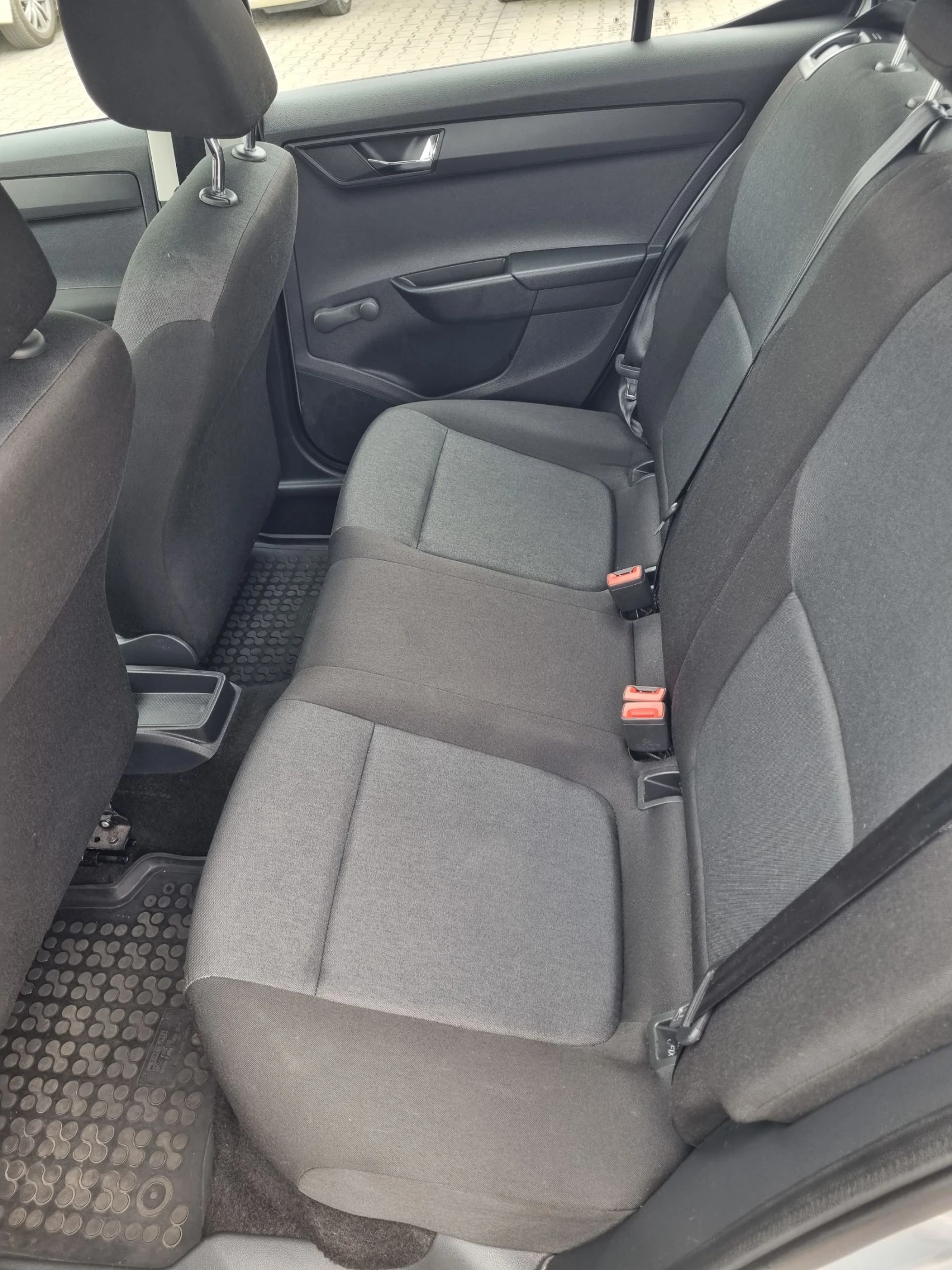 Skoda Fabia 1.2 TSI | Mobile.bg   11