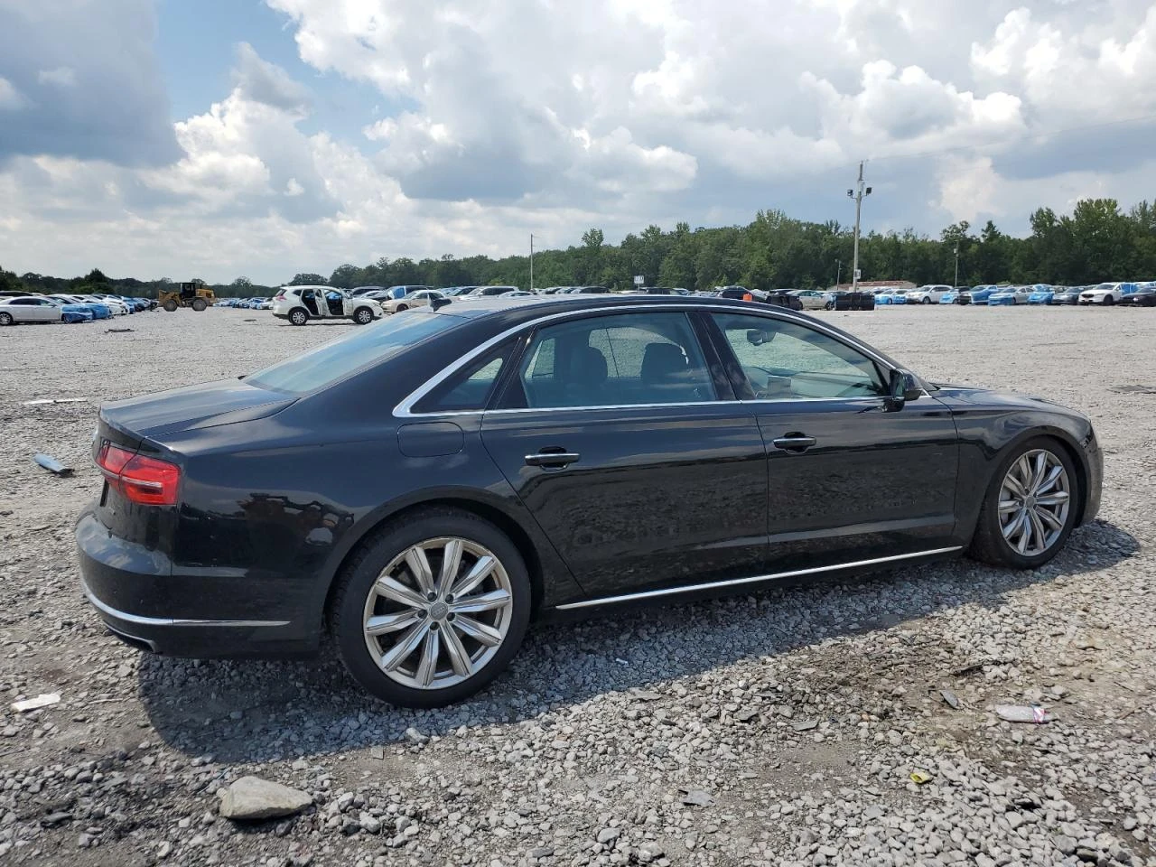 Audi A8 L Quattro - изображение 2
