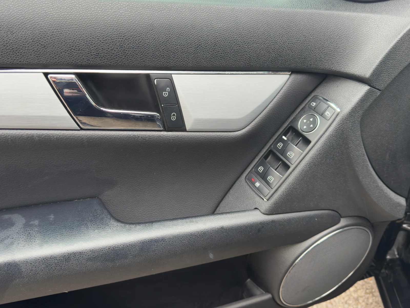 Mercedes-Benz C 250 2010�.  | Mobile.bg � ����������� 9