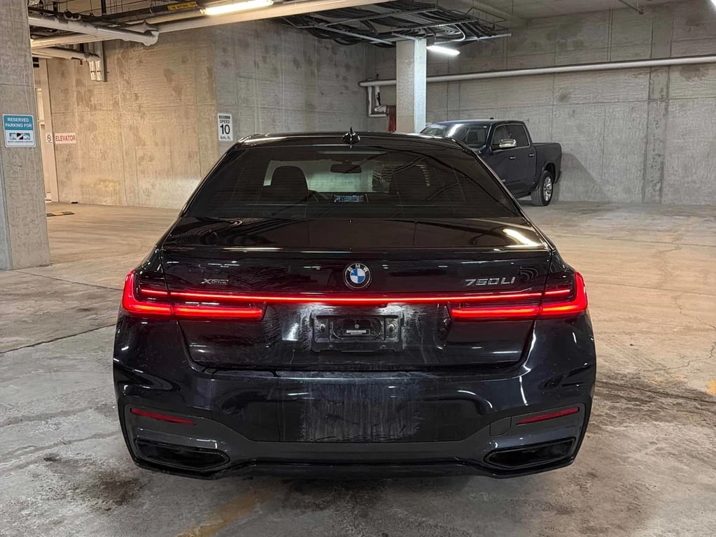 BMW 750 XDRIVE LONG * ДИСТОРНИК* 360 КАМЕРА* ОБДУХВАНЕ*  - изображение 6