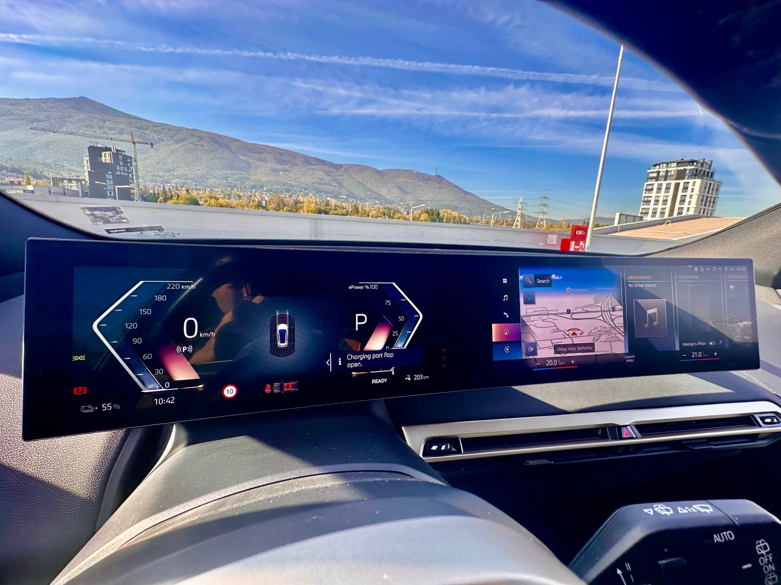 BMW iX BMW iX xDrive40 Laserlight Harman Kardon Driving A, снимка 6 - Автомобили и джипове - 53788912