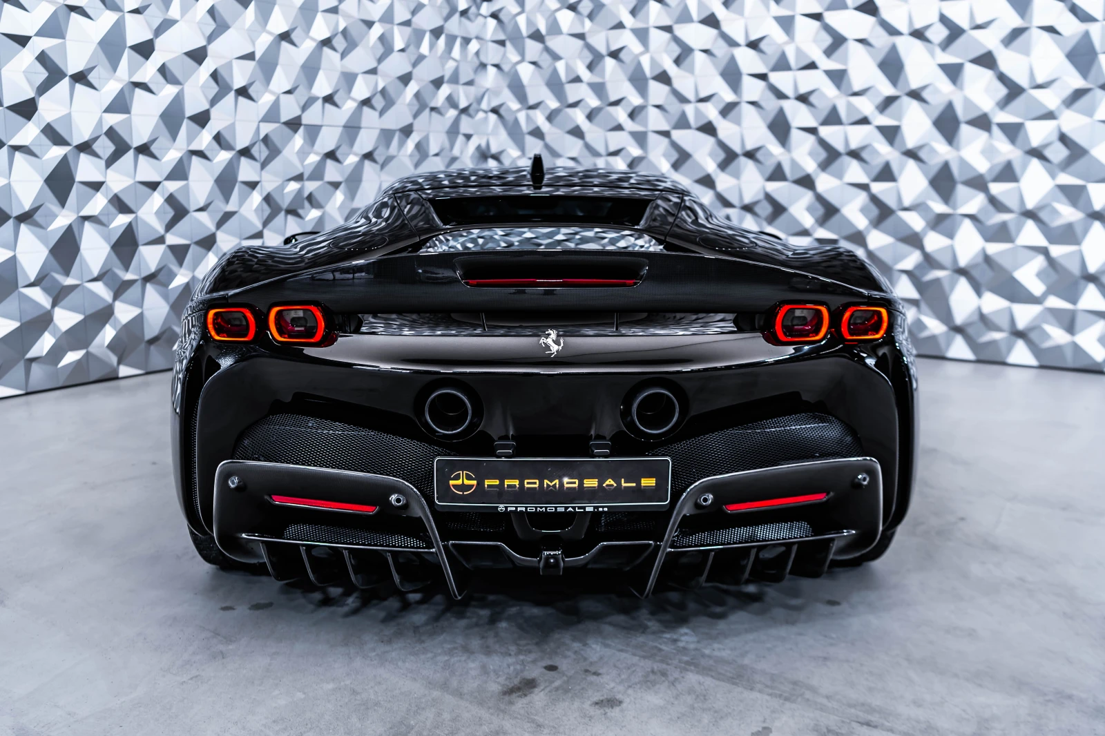 Ferrari SF 90 Stradale  * Lift* Carbon* 360* 20* , снимка 5 - Автомобили и джипове - 53894077