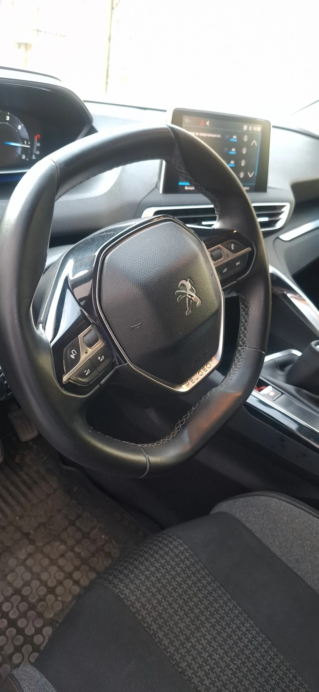 Peugeot 3008 Peugeot 3008 1.6bluehdi Active Business Euro 6�  | Mobile.bg � ����������� 6