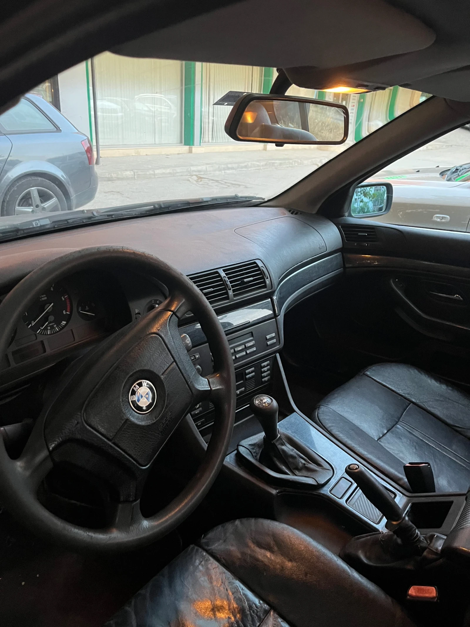 BMW 525 TDS, снимка 2 - Автомобили и джипове - 53976803
