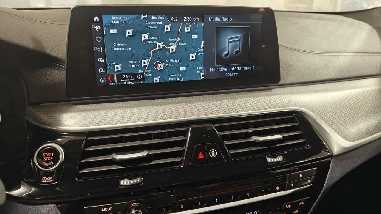 BMW 540 * 540i xDrive * HARMAN/KARDON* AMBIENT* ШИБИДАХ, снимка 13 - Автомобили и джипове - 54240548