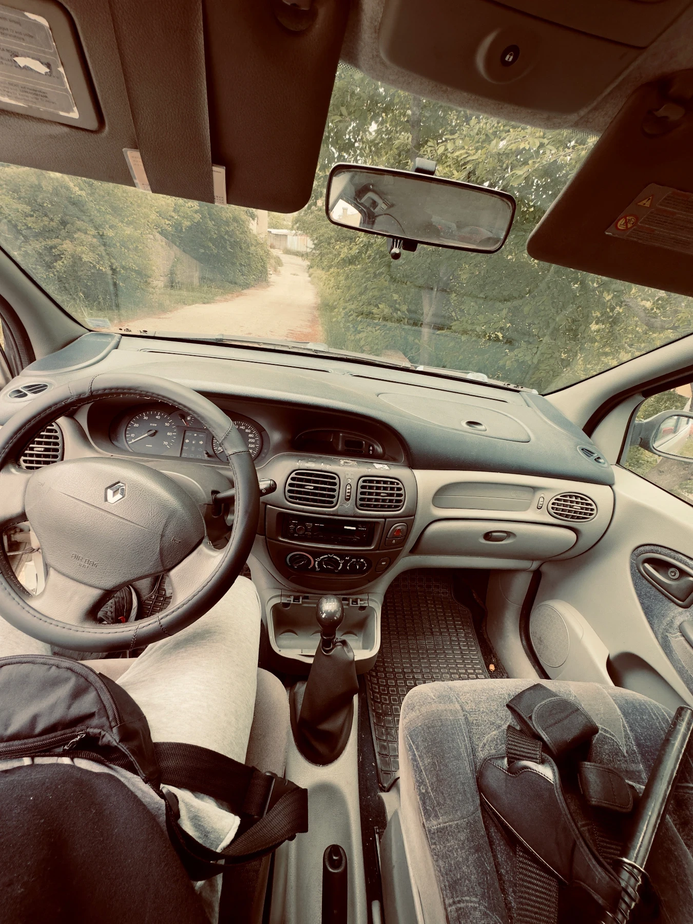 Renault Scenic, снимка 5 - Автомобили и джипове - 54664010