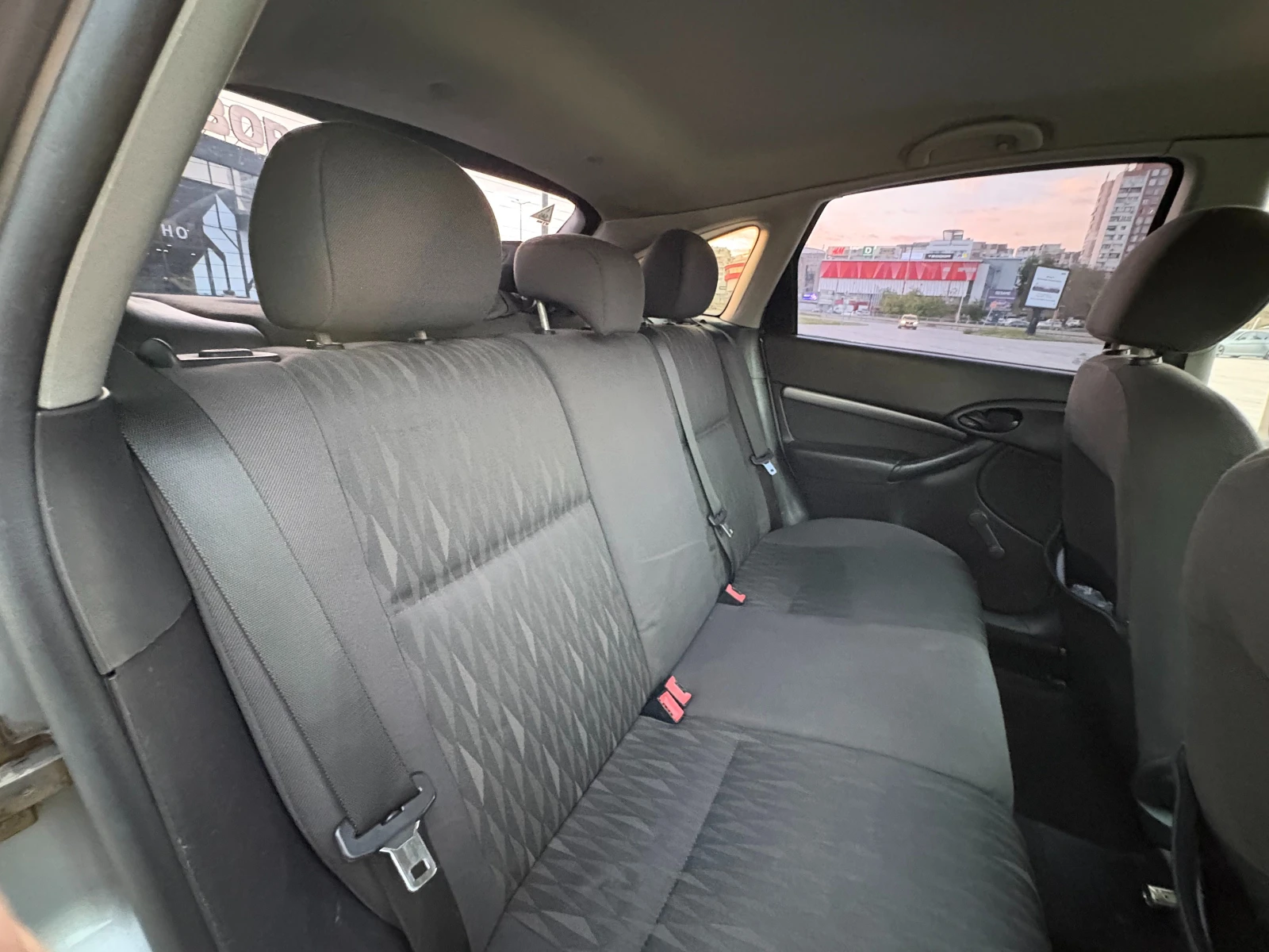 Ford Focus, снимка 10 - Автомобили и джипове - 54672389