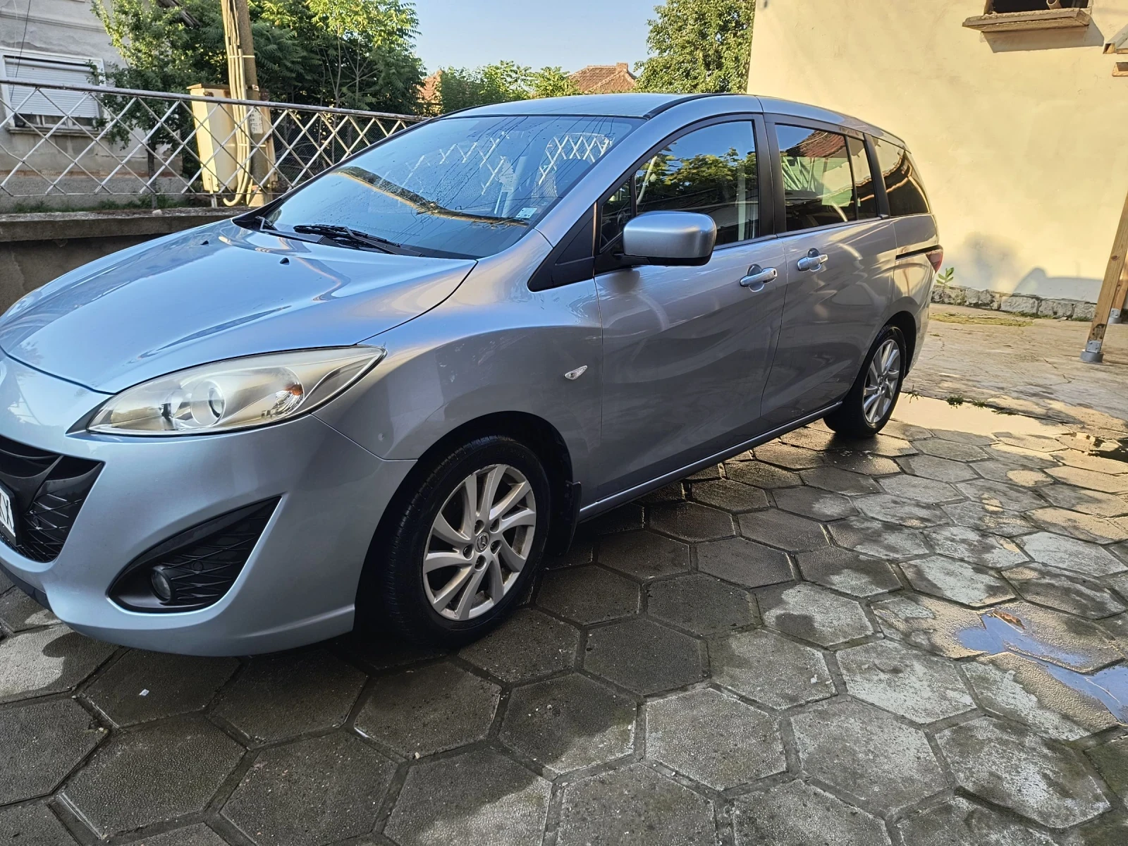 Mazda 5, снимка 3 - Автомобили и джипове - 55089967